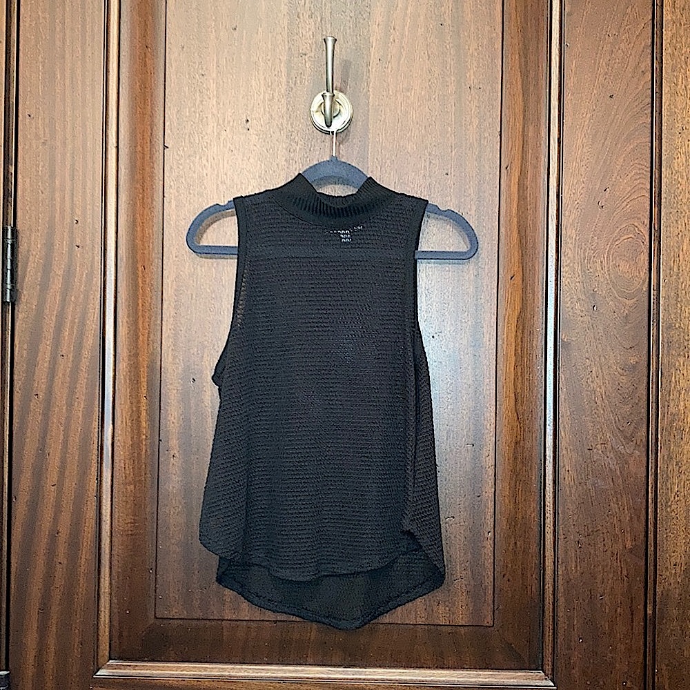 Silence + noise top, size S
